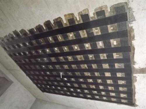文登楼板加固